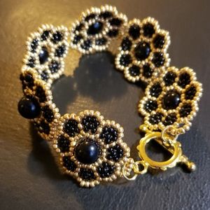 Beaded Bracelet NWOT